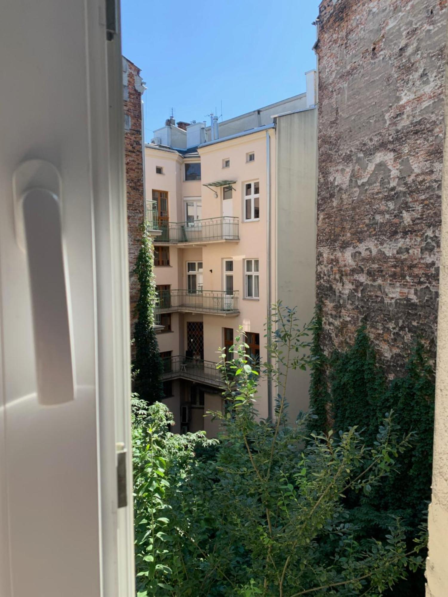 Apartament Gold Jasmine Apartman Krakkó Kültér fotó